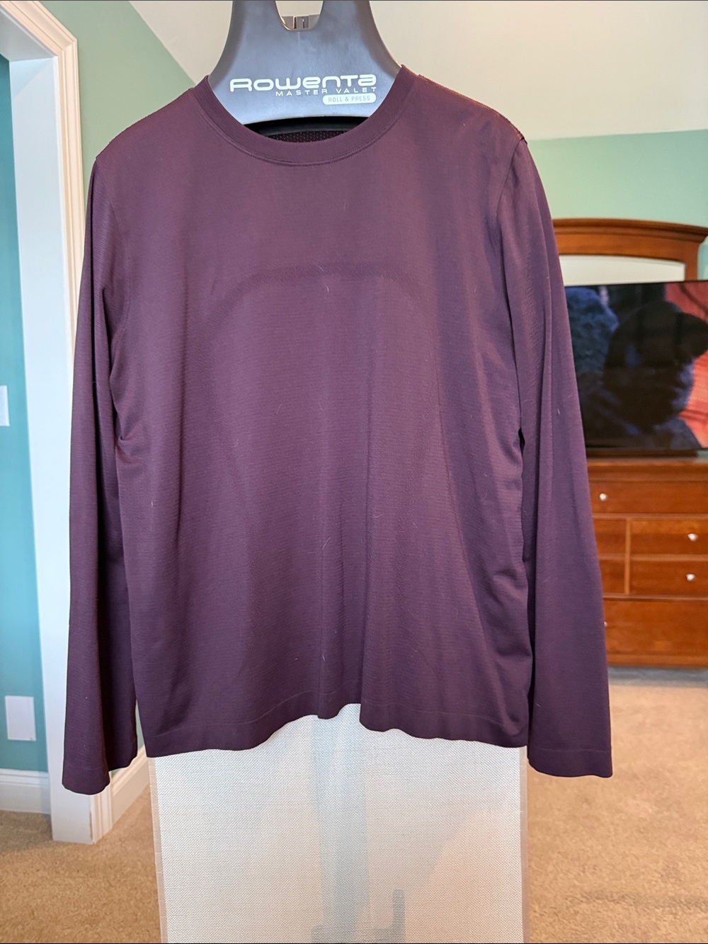 Lululemon Swiftly Relaxed Long-Sleeve Shirt Hip Length Updated Fit Black Plum